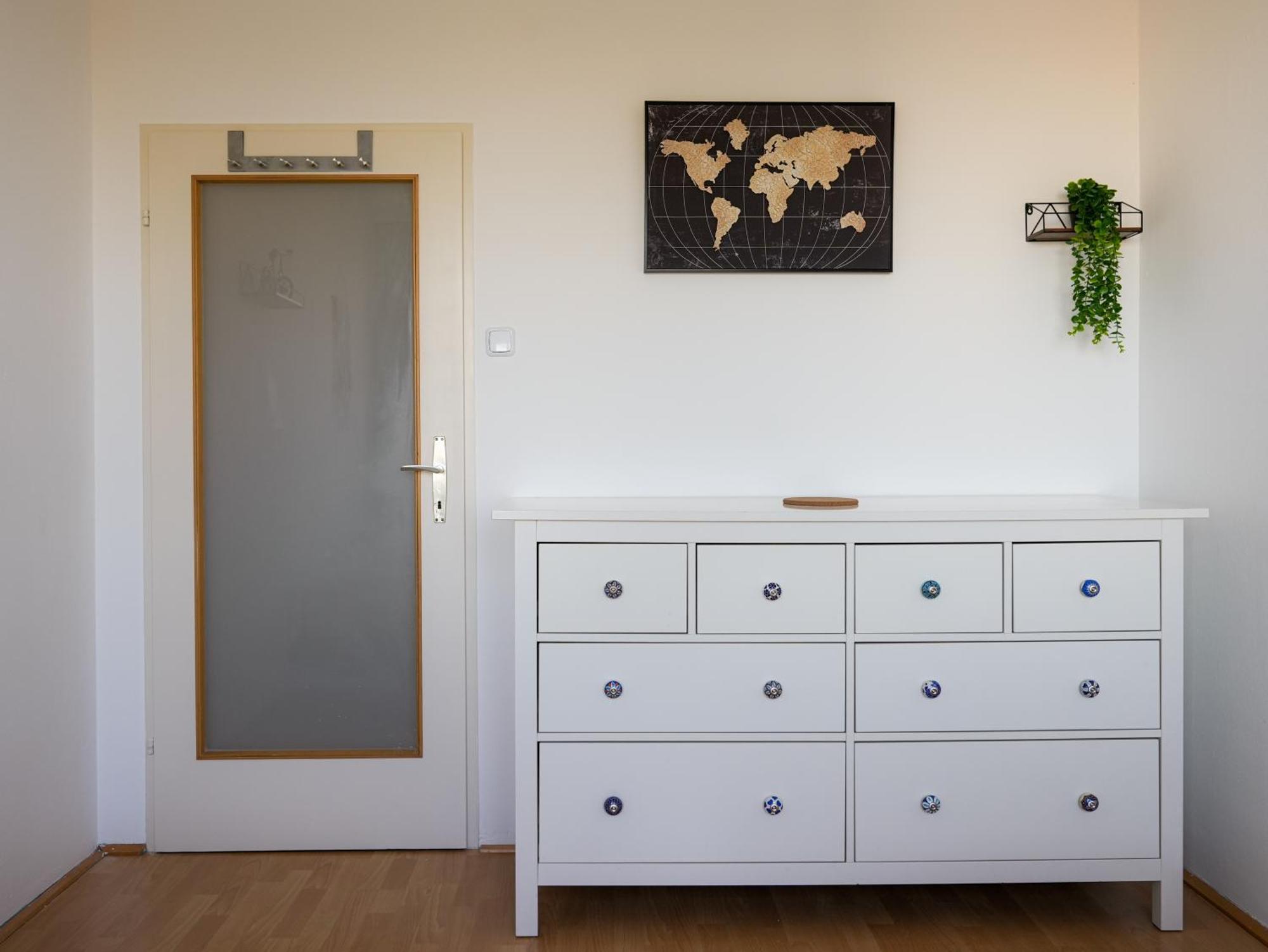 Spacious Apartments With View & Free Parking Wiener Neustadt Zewnętrze zdjęcie